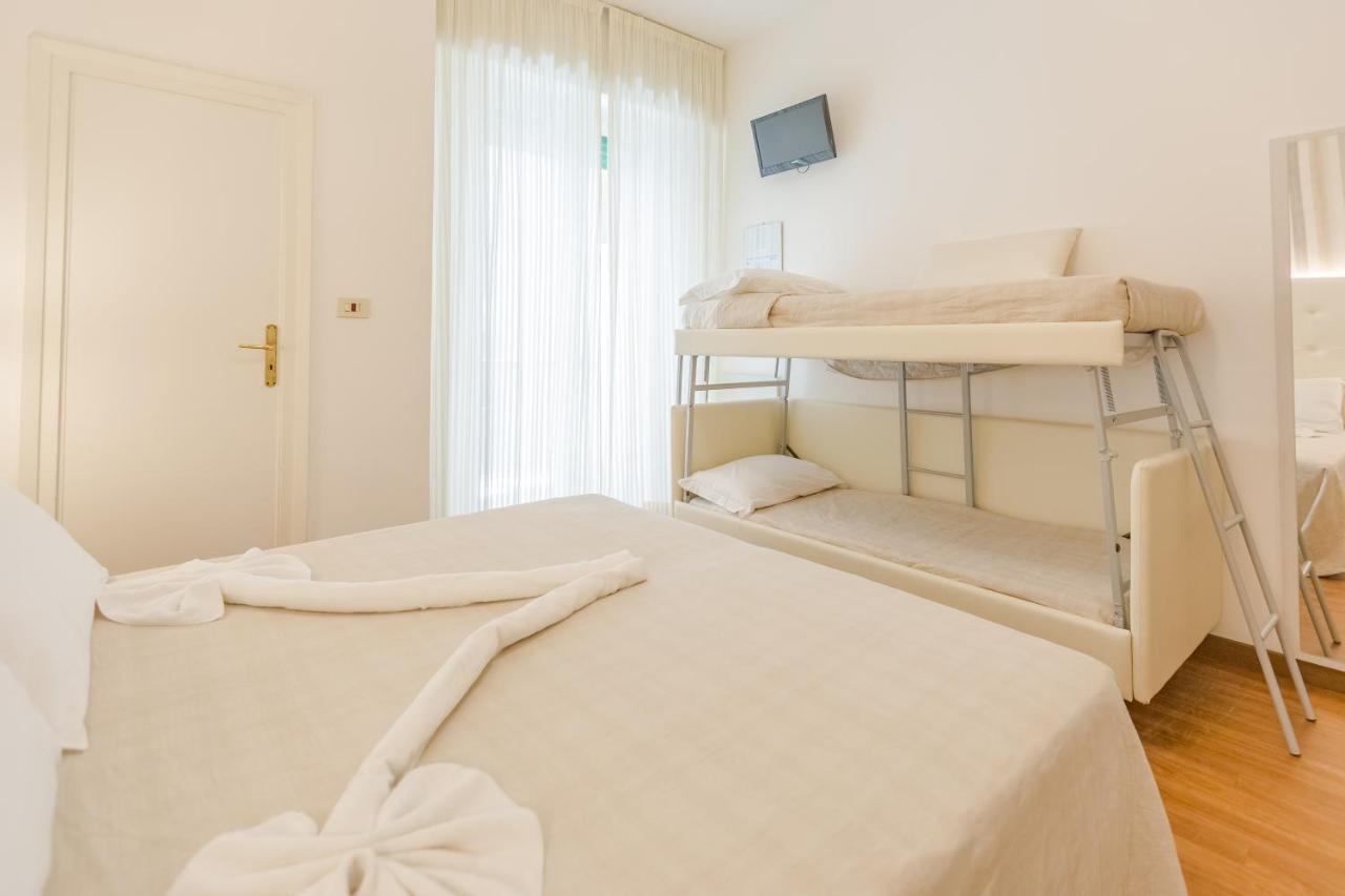 Hotel Bremen Rimini Extérieur photo